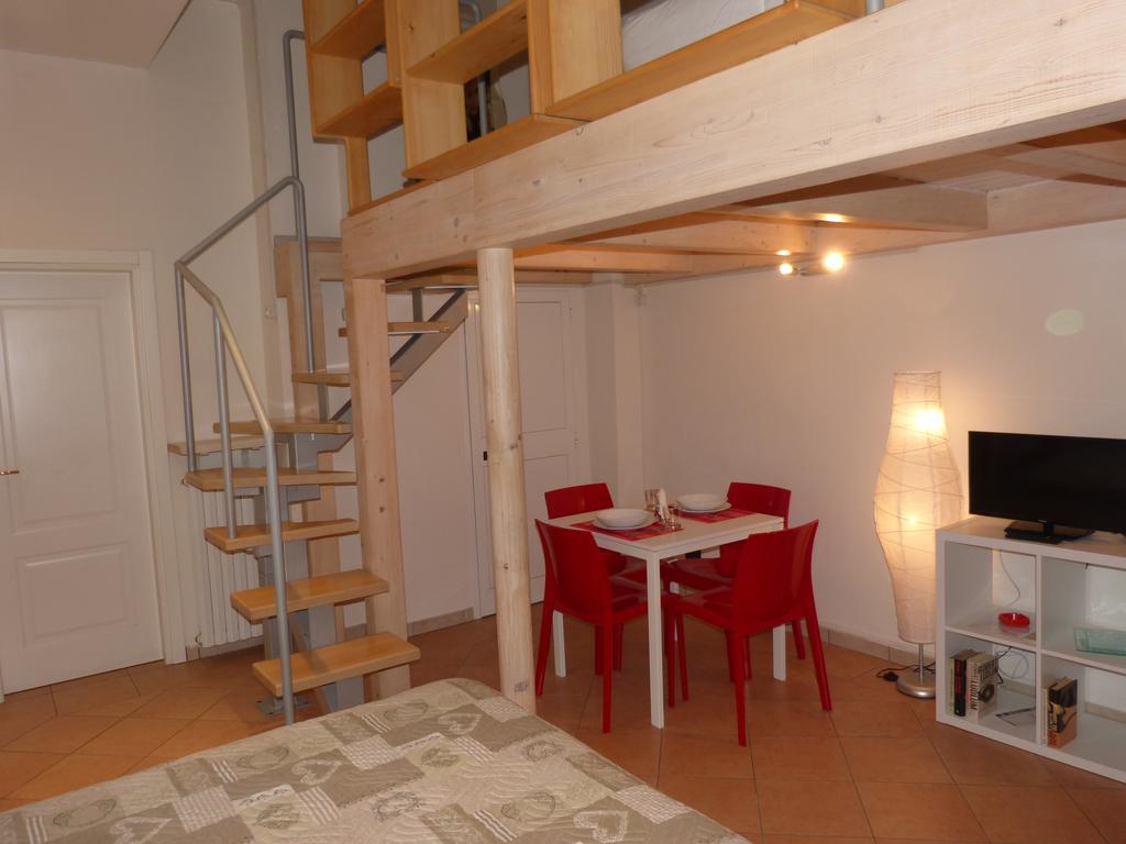 Apartamento Residenza Piazza San Francesco Bolonia Habitación foto