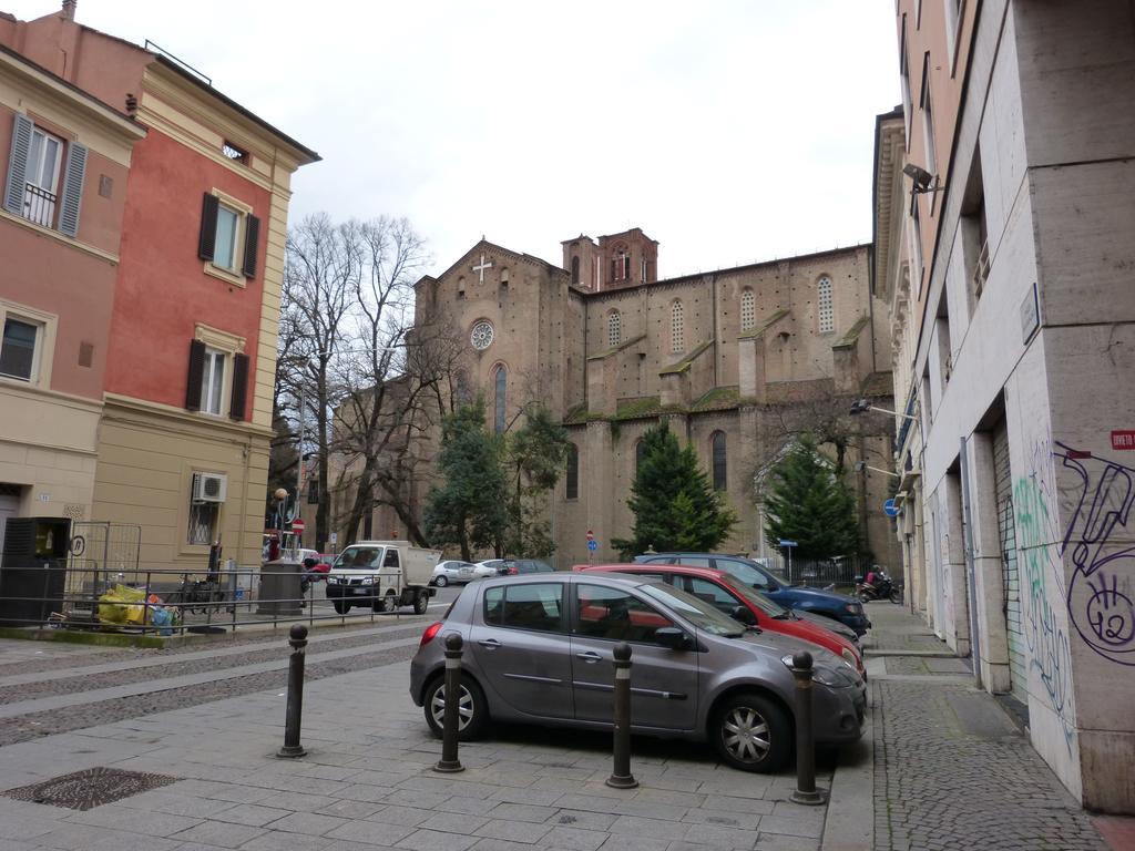 Apartamento Residenza Piazza San Francesco Bolonia Habitación foto